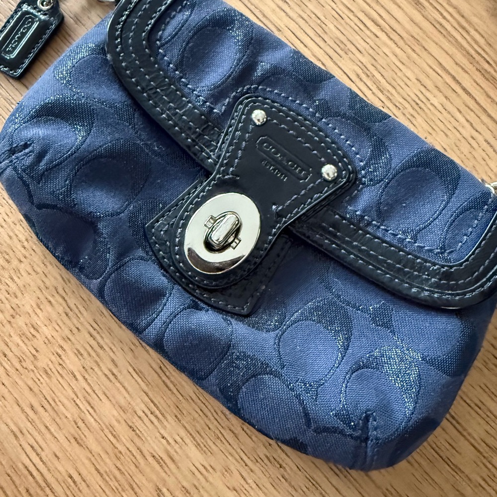 Coach Navy and Black Signature Turnlock Wristlet